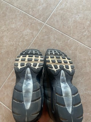 Nike Air Max 95 Gris y Verde