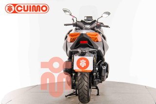 YAMAHA XMAX 300