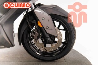 YAMAHA XMAX 300