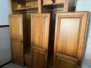 Armario de madera maciza. Restauración!