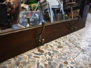 Perchero antiguo madera con espejo