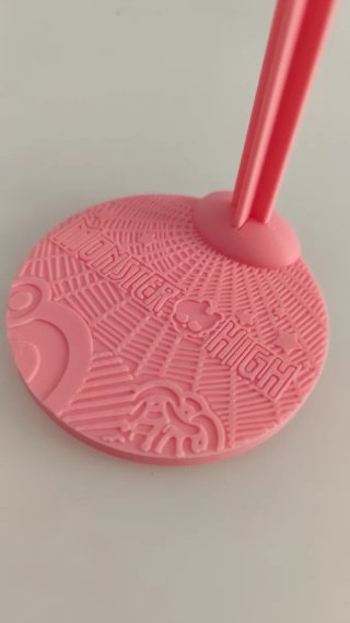 Soporte Monster High rosa G3