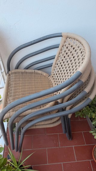 Conjunto mesa y 4 sillas exterior