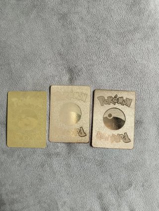 3 Cartas Pokémon Metal Doradas