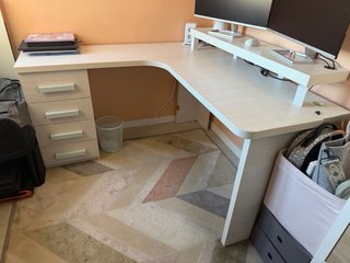 Mesa de oficina en L de madera
