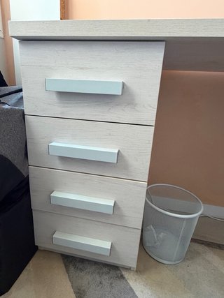 Mesa de oficina en L de madera