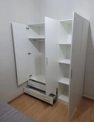Armario nuevo madera y cajones