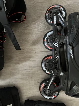 Patines ajustables T. 35-38 + Protecciones