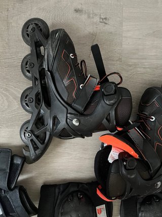 Patines ajustables T. 35-38 + Protecciones