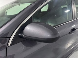 Kia Niro 1.6 GDi HEV Concept 104 kW (141 CV)
