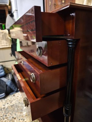 Cajonera/ mueble auxiliar madera buen estado