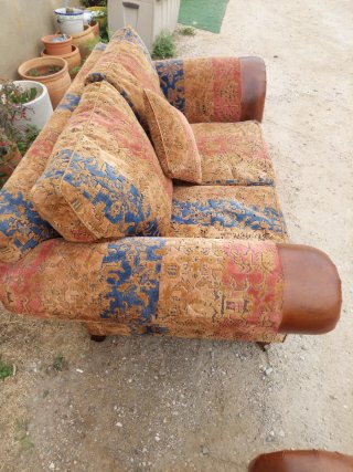 Sofá y sillón tela y piel