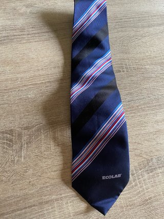 Corbata Ecolab rayas azul, roja y blanca