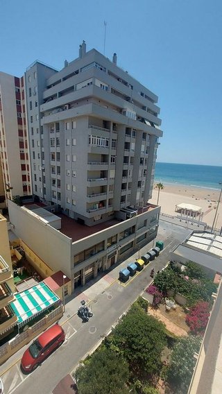 Piso en alquiler en Playa Stª Mª del Mar - Playa Victoria en Cádiz