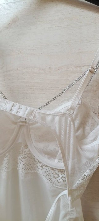 Lencería blanca encaje cadena XL