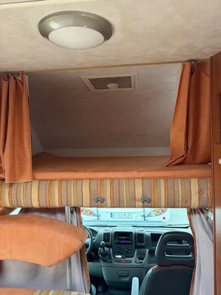 Autocaravana capuchina 6 plazas