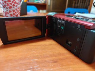 Videocámara Sony Handycam DCR-SX65E Roja
