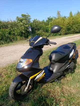 Daelim S-Five 50 ITV recién pasada 11.058 km