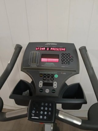Bicicleta Estática Life Fitness