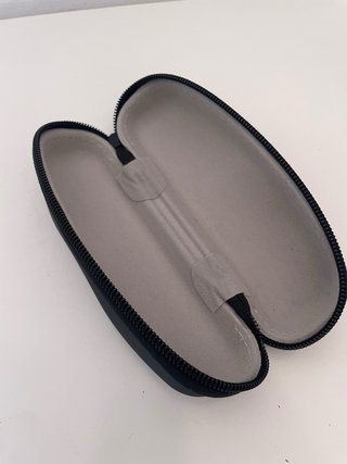 Funda de gafas Vogue negra
