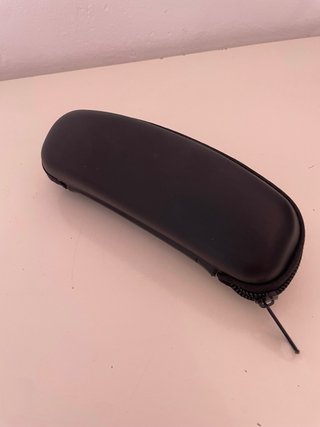 Funda de gafas Vogue negra
