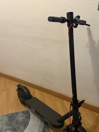 Monopatín Eléctrico Negro