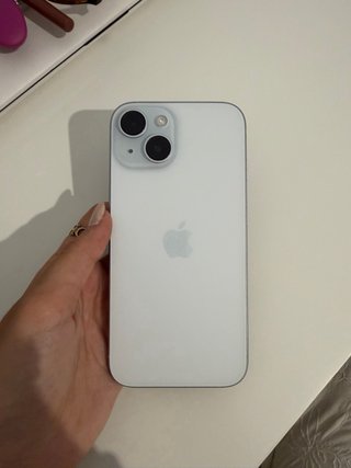 iPhone 15 128GB 86% Batería