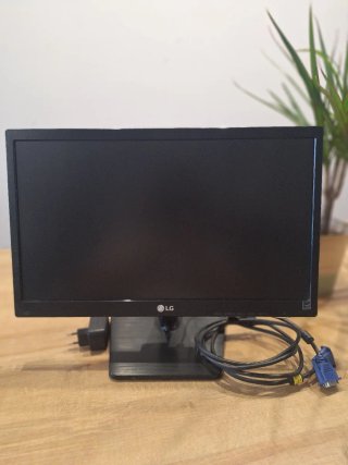 Pantalla LG LED Negra 19'
