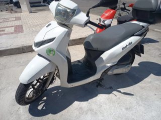 Peugeot Belville 125 Blanca