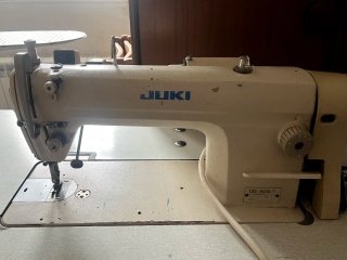 Máquina de Coser Industrial JUKI