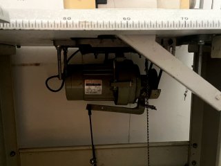 Máquina de Coser Industrial JUKI