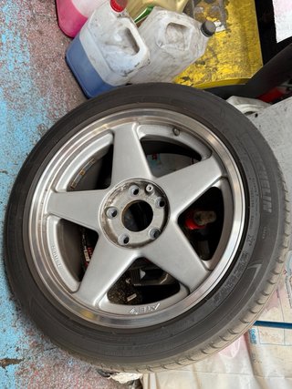 Llantas AZEV A BMW con neumáticos