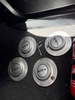 Llantas AZEV A BMW con neumáticos