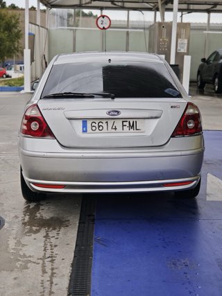 OCASION FORD MONDEO PEGATIAN B🟡