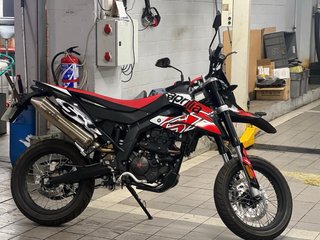 Aprilia SX 125 Supermotard
