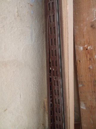 Estantería marrón madera y metal