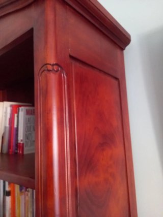 Estantería de madera