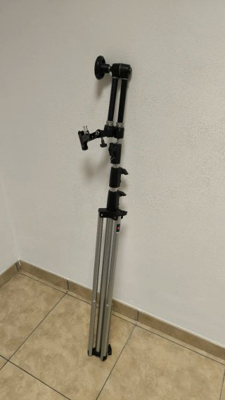 Trípode Manfrotto ajustable con brazo articulado