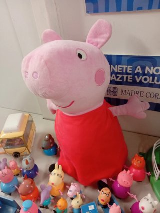 Lote Figuras Peppa Pig y Accesorios