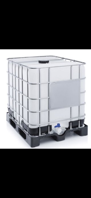 Depósito 1000L IBC con restos de pintura