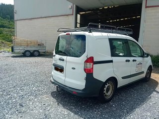 Ford Transit Courier 2016