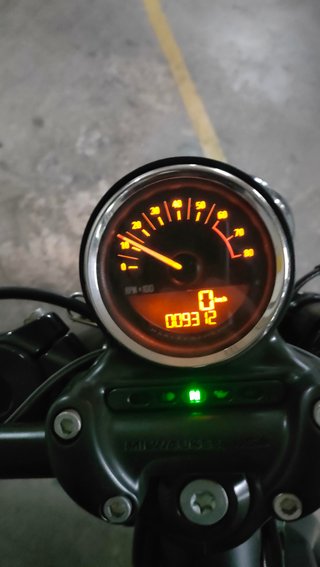 Harley-Davidson Sportster Roadster 1200cc Negra