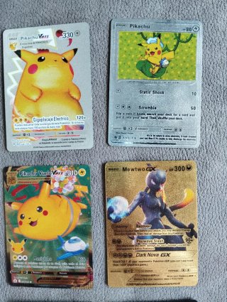 Cartas Pokémon Doradas y Plateadas VMAX