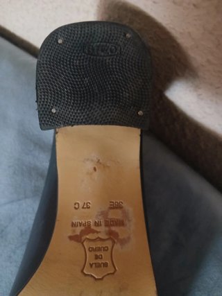 Zapatos de tacón ROBERTA CELLI negros