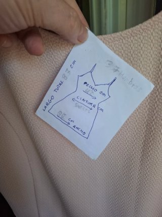Vestido rosa sin mangas