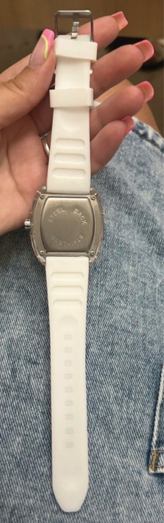 Reloj Diseño Moderno Correa Caucho Blanco Dorado