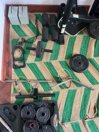 Banco de gimnasio, 2 Poleas y accesorios