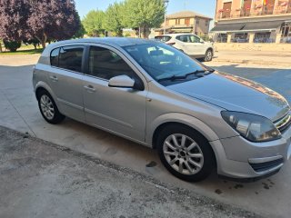 Opel Astra 2004