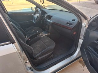 Opel Astra 2004