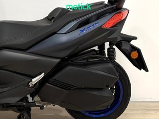 YAMAHA XMAX 300
